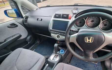 Honda Fit III, 2007 год, 600 000 рублей, 6 фотография