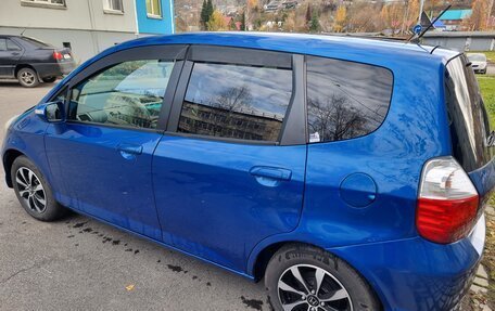 Honda Fit III, 2007 год, 600 000 рублей, 10 фотография