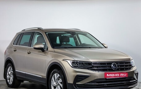 Volkswagen Tiguan II, 2021 год, 3 299 000 рублей, 3 фотография