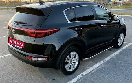 KIA Sportage IV рестайлинг, 2017 год, 2 600 000 рублей, 8 фотография