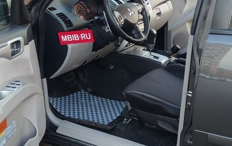 Mitsubishi Pajero Sport II рестайлинг, 2012 год, 2 050 000 рублей, 12 фотография