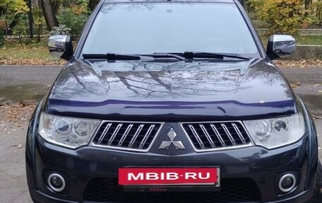 Mitsubishi Pajero Sport II рестайлинг, 2012 год, 2 050 000 рублей, 15 фотография