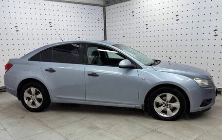 Chevrolet Cruze II, 2011 год, 850 000 рублей, 8 фотография