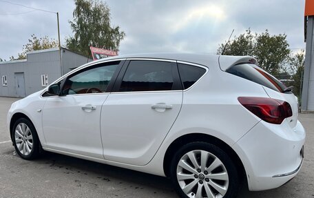 Opel Astra J, 2013 год, 1 100 000 рублей, 2 фотография