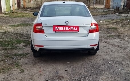 Skoda Octavia, 2017 год, 1 070 000 рублей, 2 фотография