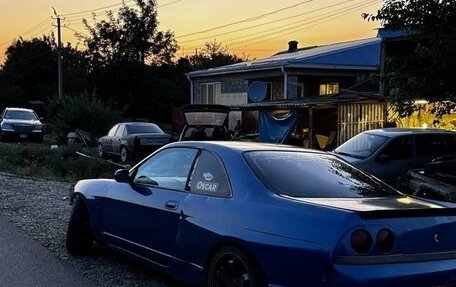 Nissan Skyline, 1993 год, 580 000 рублей, 3 фотография