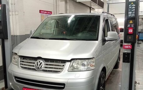 Volkswagen Multivan T5, 2008 год, 1 785 000 рублей, 1 фотография