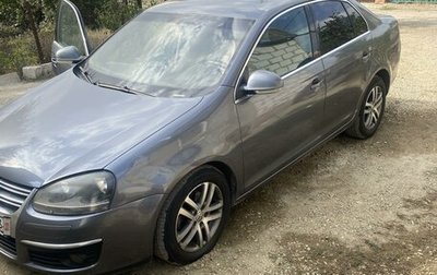 Volkswagen Jetta VI, 2005 год, 630 000 рублей, 1 фотография