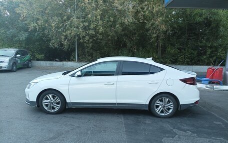 Hyundai Elantra VI рестайлинг, 2019 год, 1 200 000 рублей, 3 фотография