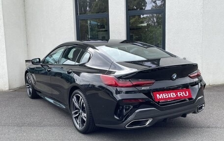 BMW 8 серия, 2021 год, 6 354 000 рублей, 4 фотография