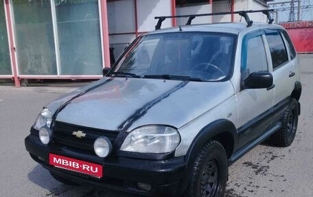 Chevrolet Niva I рестайлинг, 2004 год, 210 000 рублей, 4 фотография