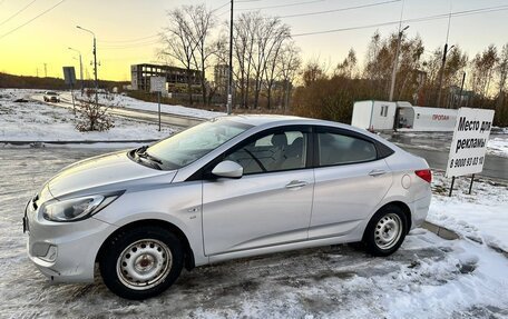 Hyundai Solaris II рестайлинг, 2013 год, 1 100 000 рублей, 8 фотография