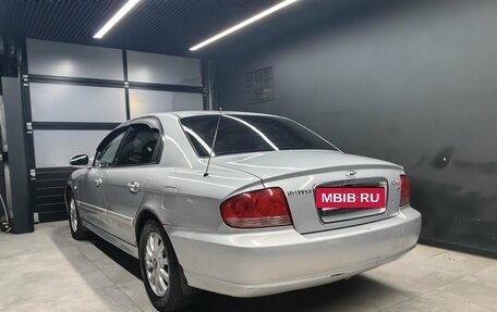 Hyundai Sonata IV рестайлинг, 2004 год, 395 000 рублей, 2 фотография