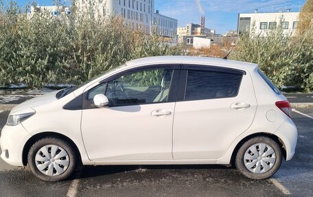 Toyota Vitz, 2014 год, 960 000 рублей, 7 фотография