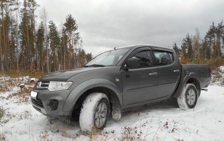 Mitsubishi L200 IV рестайлинг, 2014 год, 1 650 000 рублей, 3 фотография