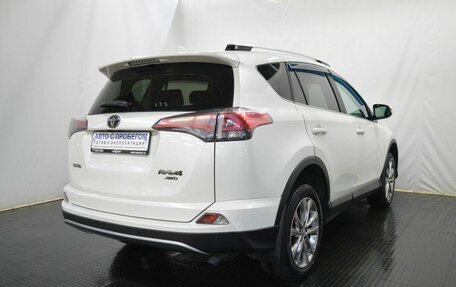 Toyota RAV4, 2017 год, 2 551 000 рублей, 5 фотография