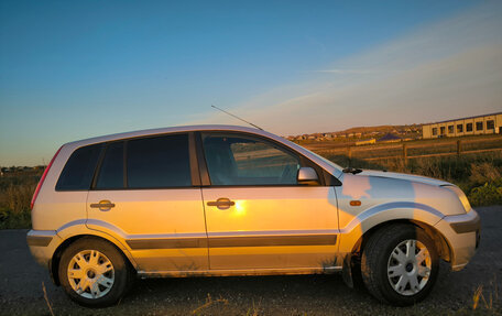 Ford Fusion I, 2006 год, 330 000 рублей, 4 фотография