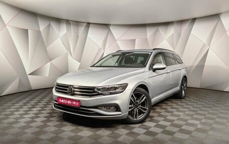 Volkswagen Passat B8 рестайлинг, 2019 год, 2 355 000 рублей, 1 фотография