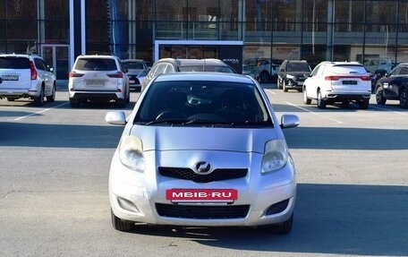 Toyota Vitz, 2009 год, 647 000 рублей, 7 фотография