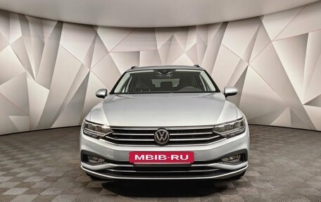 Volkswagen Passat B8 рестайлинг, 2019 год, 2 355 000 рублей, 7 фотография