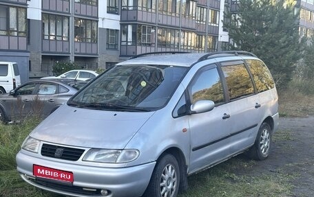 SEAT Alhambra II рестайлинг, 1997 год, 265 000 рублей, 1 фотография