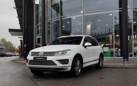 Volkswagen Touareg III, 2016 год, 2 690 000 рублей, 1 фотография