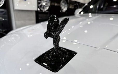 Rolls-Royce Cullinan, 2024 год, 62 500 000 рублей, 3 фотография