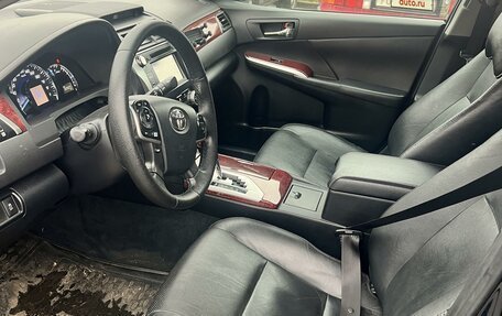 Toyota Camry, 2014 год, 2 075 000 рублей, 10 фотография