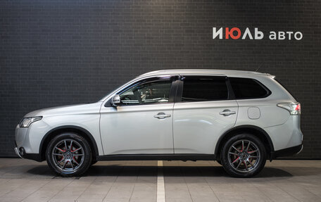 Mitsubishi Outlander III рестайлинг 3, 2014 год, 1 895 000 рублей, 5 фотография