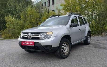 Renault Duster I рестайлинг, 2018 год, 1 350 000 рублей, 3 фотография