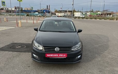 Volkswagen Polo VI (EU Market), 2018 год, 1 585 000 рублей, 2 фотография