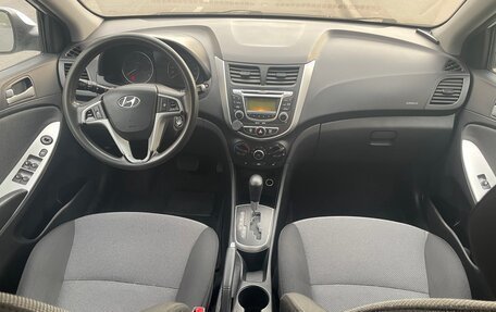 Hyundai Solaris II рестайлинг, 2013 год, 870 000 рублей, 3 фотография