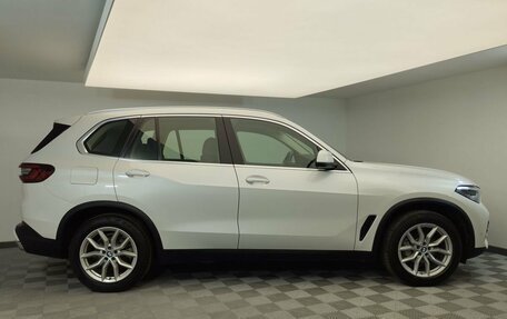 BMW X5, 2021 год, 6 344 000 рублей, 3 фотография