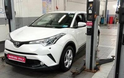 Toyota C-HR I рестайлинг, 2018 год, 2 390 000 рублей, 1 фотография