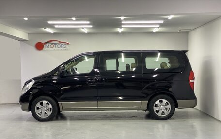 Hyundai Grand Starex Grand Starex I рестайлинг 2, 2012 год, 1 900 000 рублей, 24 фотография