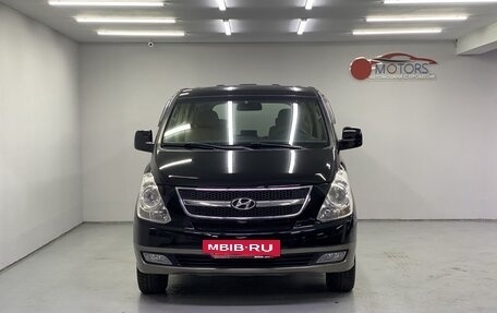 Hyundai Grand Starex Grand Starex I рестайлинг 2, 2012 год, 1 900 000 рублей, 21 фотография