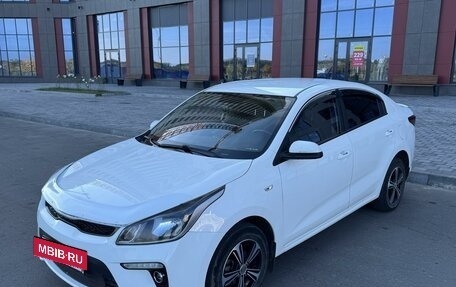 KIA Rio IV, 2018 год, 1 700 000 рублей, 6 фотография