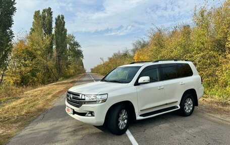 Toyota Land Cruiser 200, 2015 год, 4 890 000 рублей, 4 фотография