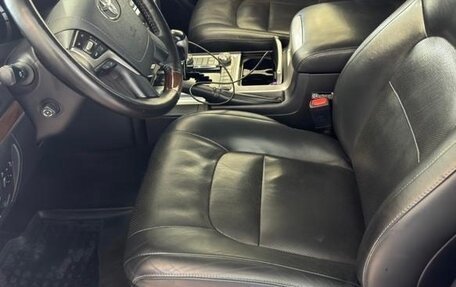 Toyota Land Cruiser 200, 2015 год, 4 890 000 рублей, 8 фотография