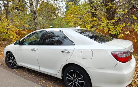 Toyota Camry, 2017 год, 2 450 000 рублей, 6 фотография