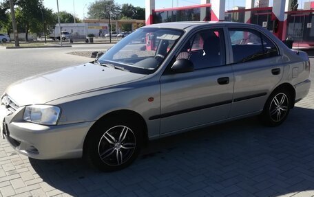 Hyundai Accent II, 2011 год, 580 000 рублей, 3 фотография