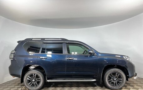 Toyota Land Cruiser Prado 150 рестайлинг 2, 2013 год, 2 849 000 рублей, 4 фотография