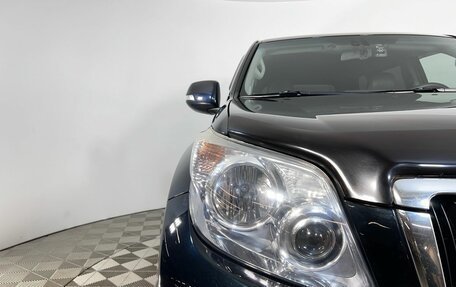 Toyota Land Cruiser Prado 150 рестайлинг 2, 2013 год, 2 849 000 рублей, 9 фотография