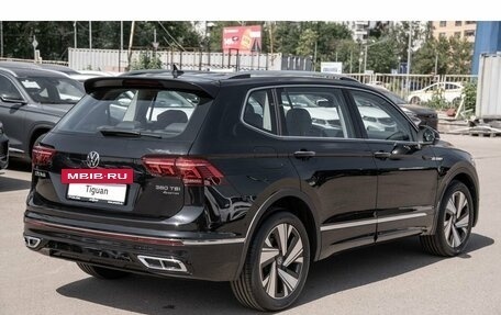 Volkswagen Tiguan II, 2023 год, 5 703 000 рублей, 4 фотография