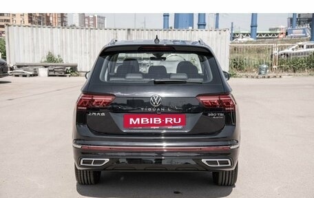 Volkswagen Tiguan II, 2023 год, 5 703 000 рублей, 5 фотография