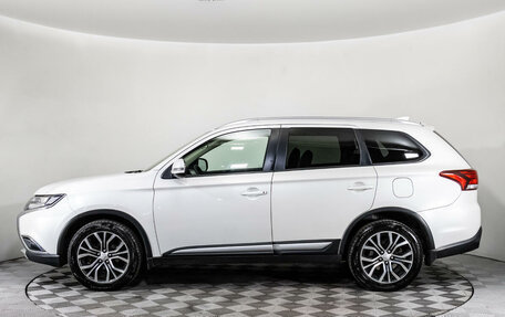 Mitsubishi Outlander III рестайлинг 3, 2017 год, 2 070 000 рублей, 8 фотография