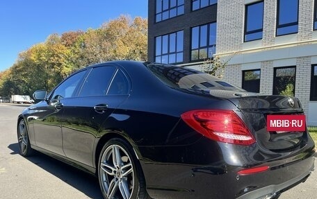 Mercedes-Benz E-Класс, 2016 год, 3 750 000 рублей, 4 фотография