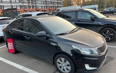 KIA Rio III рестайлинг, 2013 год, 1 000 000 рублей, 3 фотография