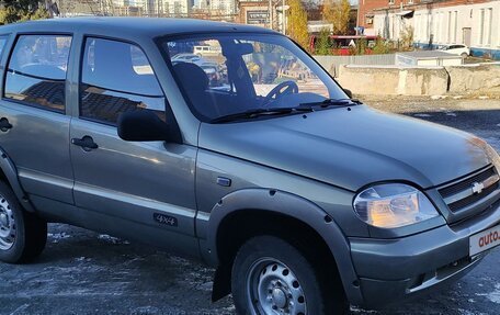 Chevrolet Niva I рестайлинг, 2008 год, 420 000 рублей, 3 фотография