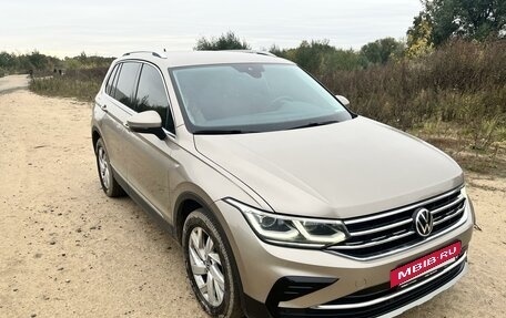 Volkswagen Tiguan II, 2021 год, 3 150 000 рублей, 3 фотография